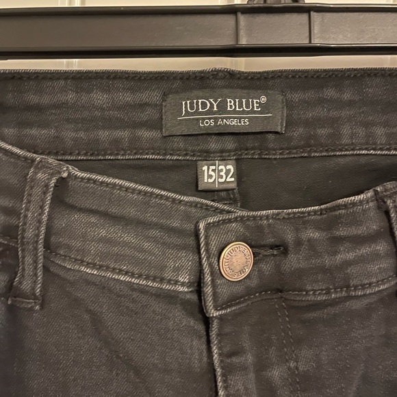 Judy Blue Leopard Patch Junior sz 15/32 Skinny Distressed Jeans Black Frayed Hem - Picture 7 of 10